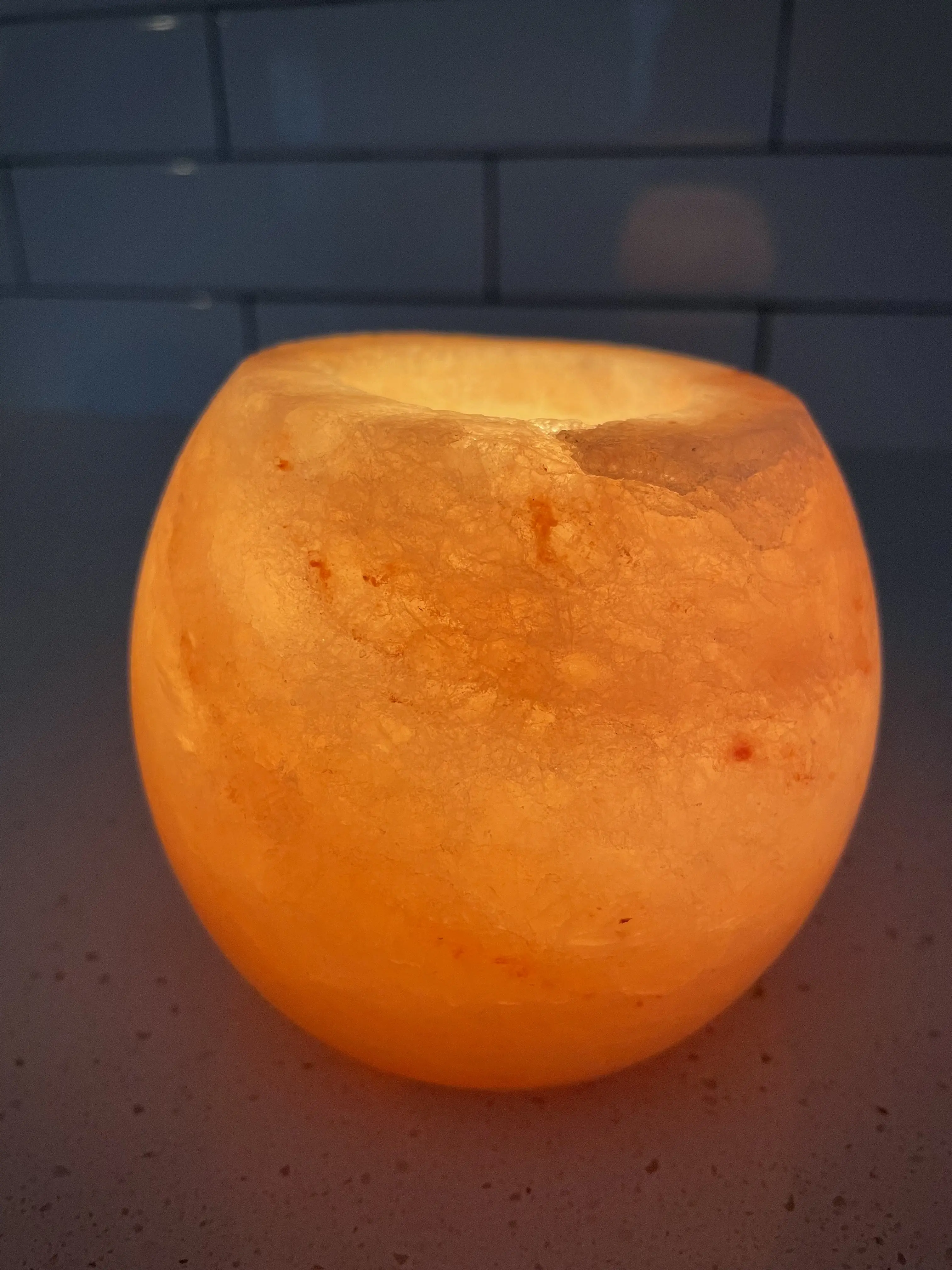 Himalayan Salt Globe Candle Holder + 4 Pure Beeswax Tea Light Candles Decor Set Hand