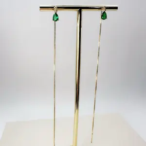 Yorka's Elegant Green Teardrop Earrings with Gold Chain for Women's Fashion Accessories