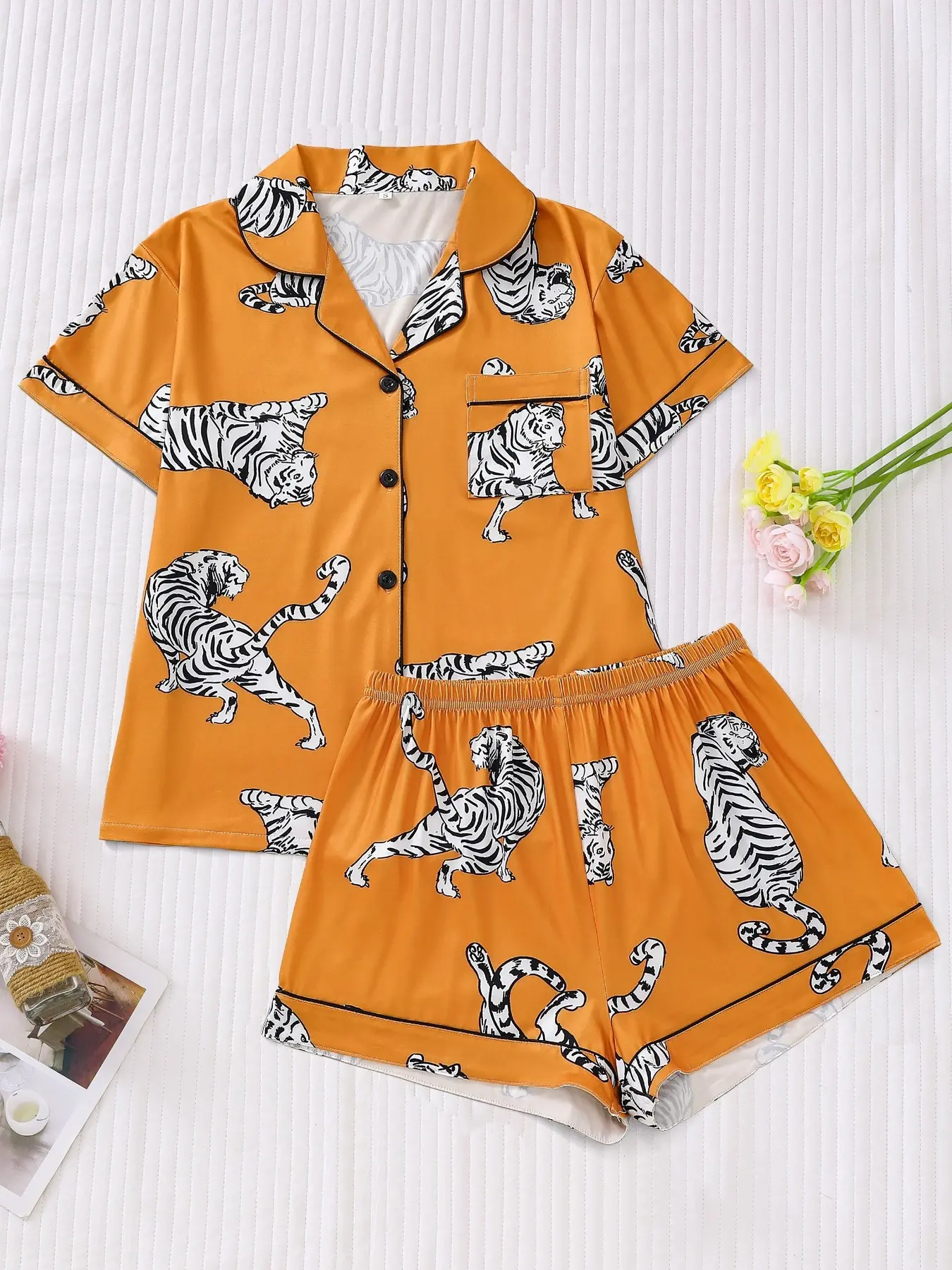 Women's Tiger Pattern Short Sleeve Top and Shorts Set, Comfortable Casual Home Wear, Two-Piece for Daily Use, Ladies Sleepwear