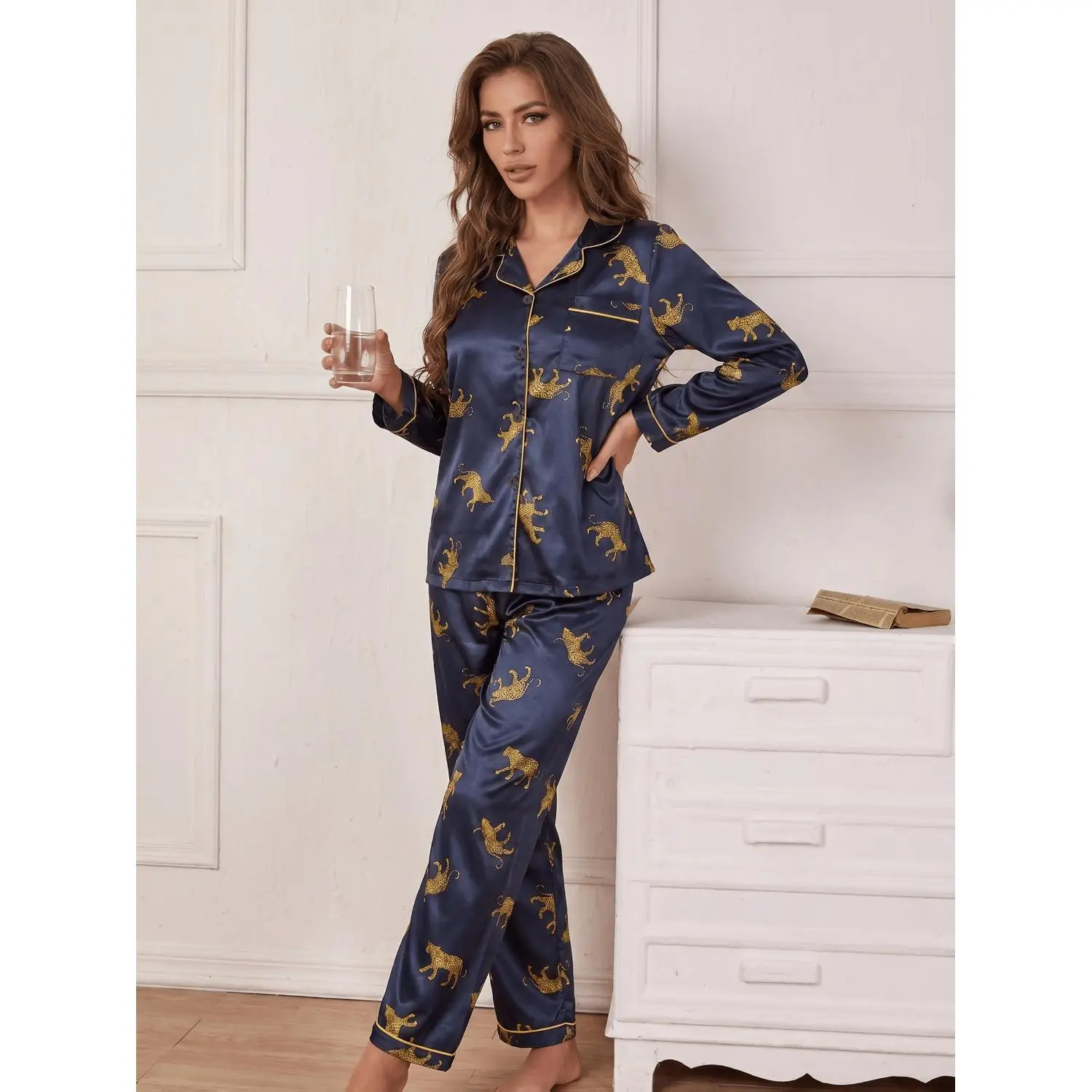 Premium Women's Navy Blue Cheetah Loungewear Set - Collared Long Sleeve Top & Pants 2-Piece, Skin-Friendly Light Luxury Casual Wear for Spring and Autumn