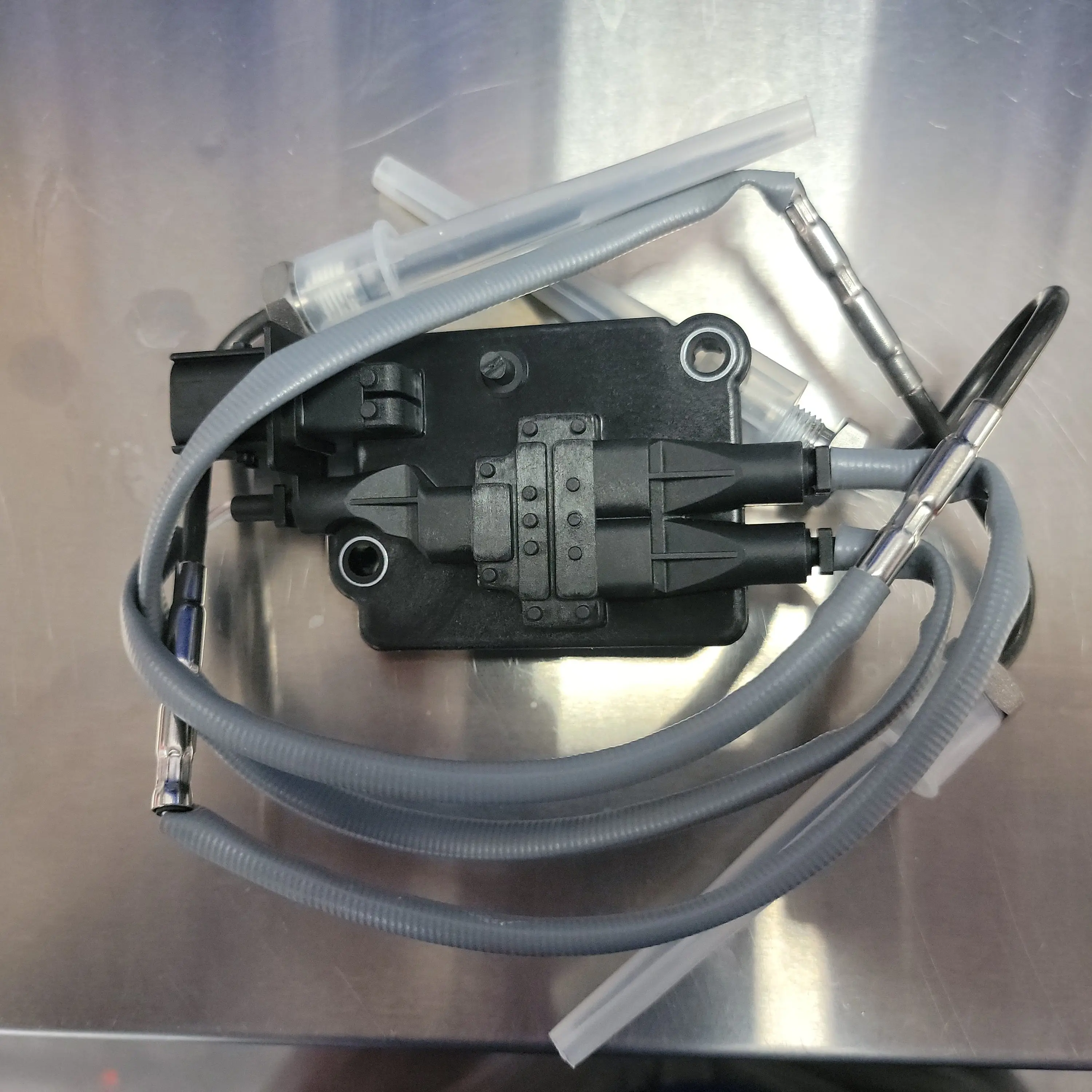 ATP 2129818PE Paccar Temperature Sensor