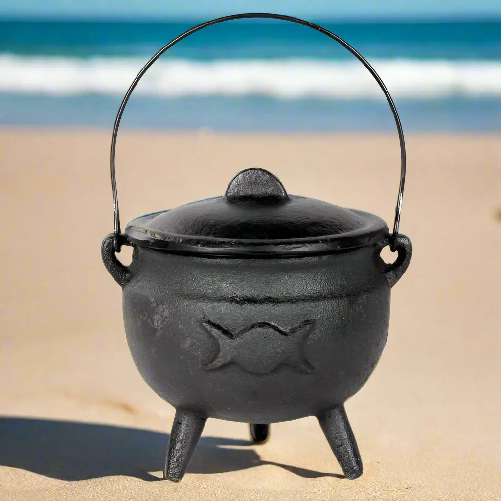 Triple Moon Cast Iron Cauldron WLid 62 Inches