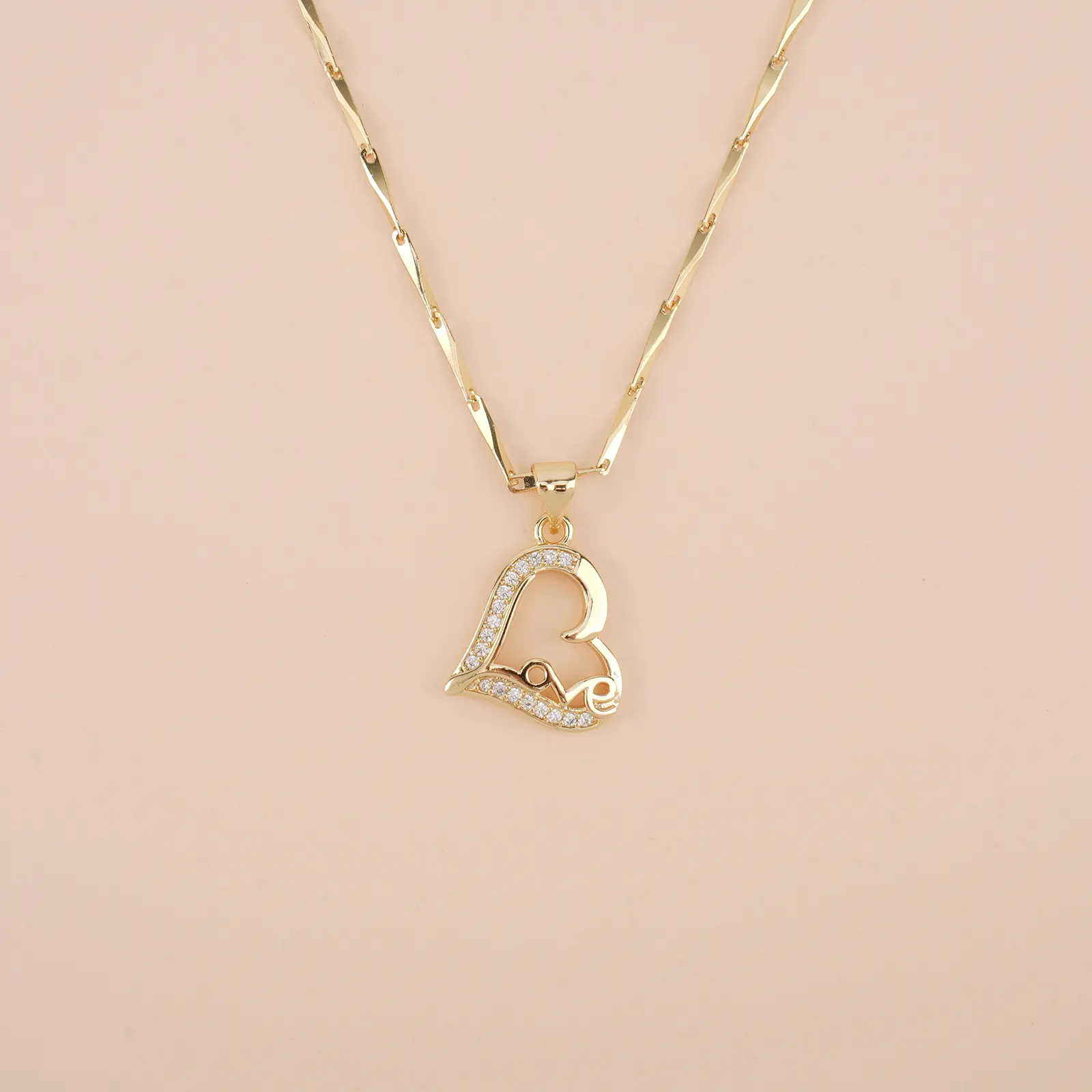 MEIITRUE 14K Gold Plated Cubic Zirconia Necklace for Women, Dainty Heart Pendant Necklace, Elegant Love Jewelry Gifts backtoschool