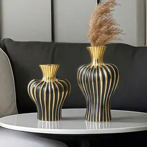 Ceramic Vase, 2 Counts/set Irregular Striped Design Vase, Home Decorative Vase, Modern Desktop Decoration, Office Desk Flower Arrangement, Dried and Fresh Flowers, Home Decor, Ornaments