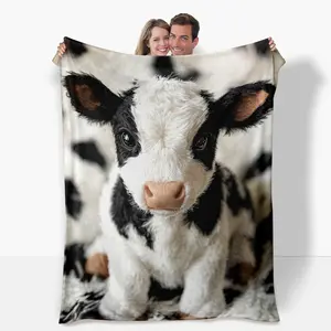 1pc Cozy Cows Print Flannel Blanket - Soft Warm Polyester Fleece Throw for Sofa, Bed, Travel - All Seasons Chunky Knit Blanket, Machine Washable - For Family & Friends - Perfect Gift for Birthday, Holidays & Housewarming