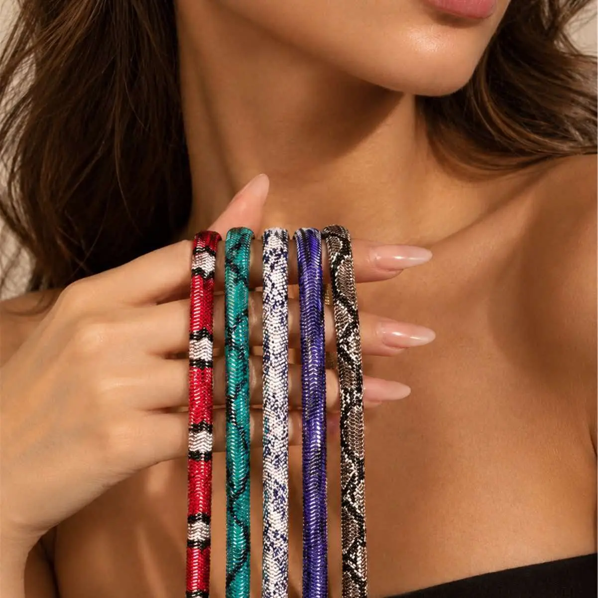 Snake Chain Choker Necklace Unisex Textured Collarbone Colorful Fashion Jewelry