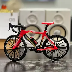1:8 Realistic Bicycle Replica Model, Zinc Alloy Buildable and Detachable Display Piece, Adult Office Desk Toy, Creative Mini Bike Collectible, Study Home Display Decoration Gift, Home Decor Accessory, Figurines For Adults, Non Electric Design