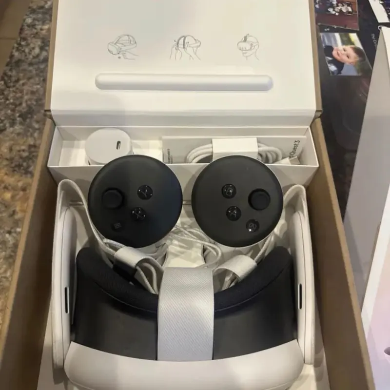 New Meta Quest 3 VR with warranty New Meta Quest 3 VR with warranty