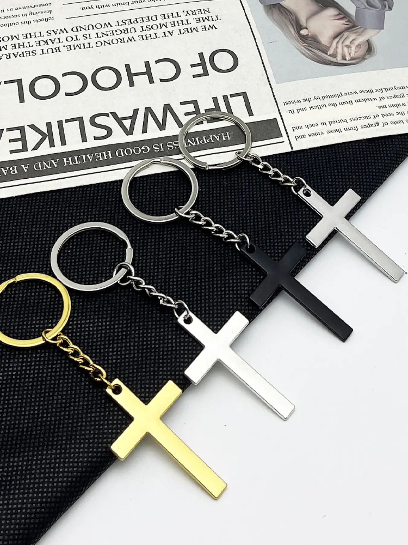 1 piece of simple double sided cross keychain pendant a creative punk Y2K hanging ornament keychain suitable for both men and women Keychain Accessories Jewelry