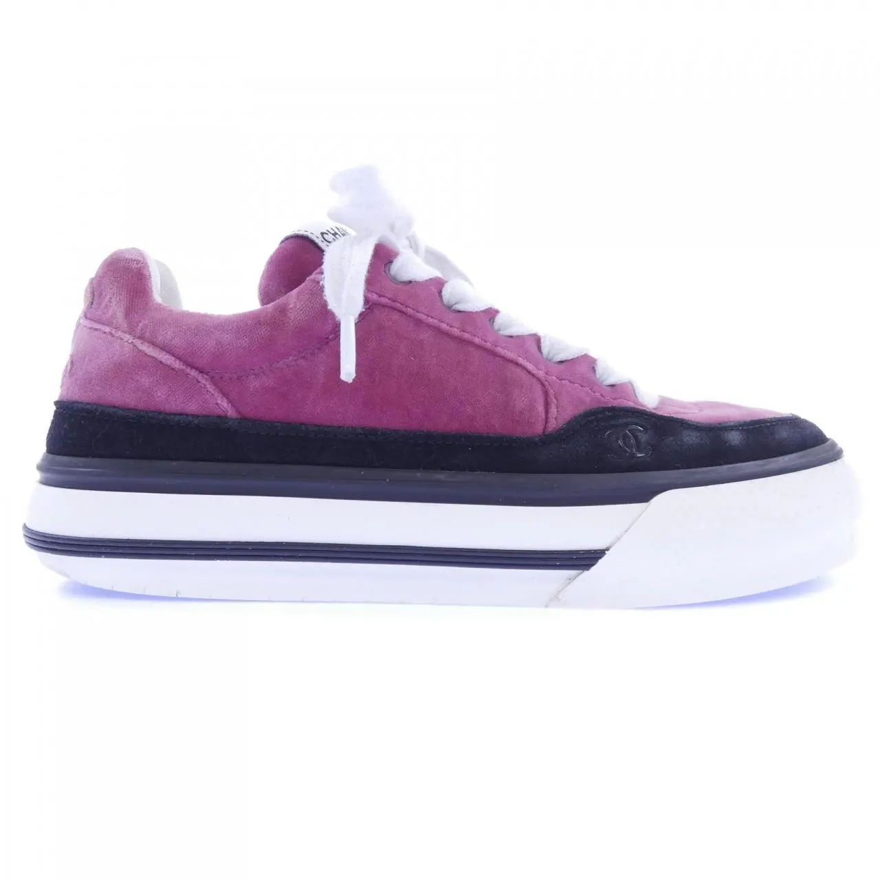 Pre-owned CHANEL Suede Small Leather Goods Velvet Calfskin Sneakers