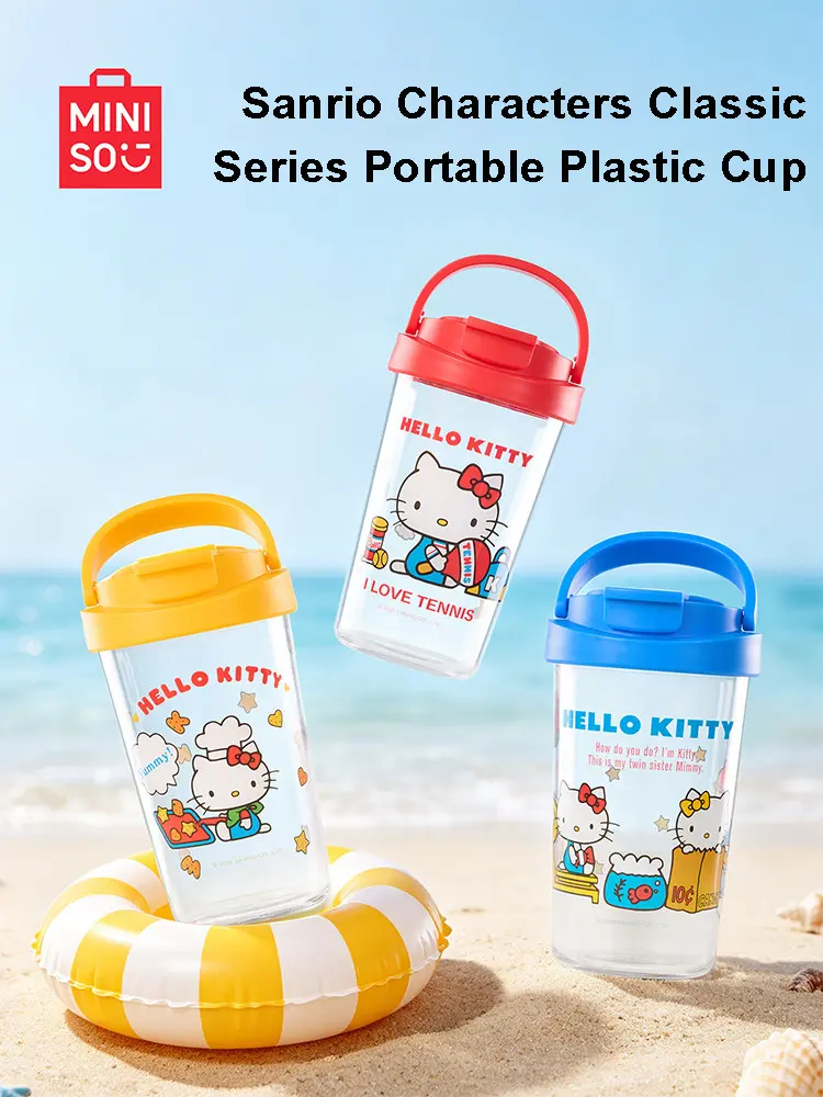 MINISO Genuine Classic Hello Kitty Reusable Plastic Cup, Large Capacity, Handheld Easy Carry, Cute Lightweight Fashionable Drinkware, Ideal Cute Gift Pick for Students, Back-to-School Item