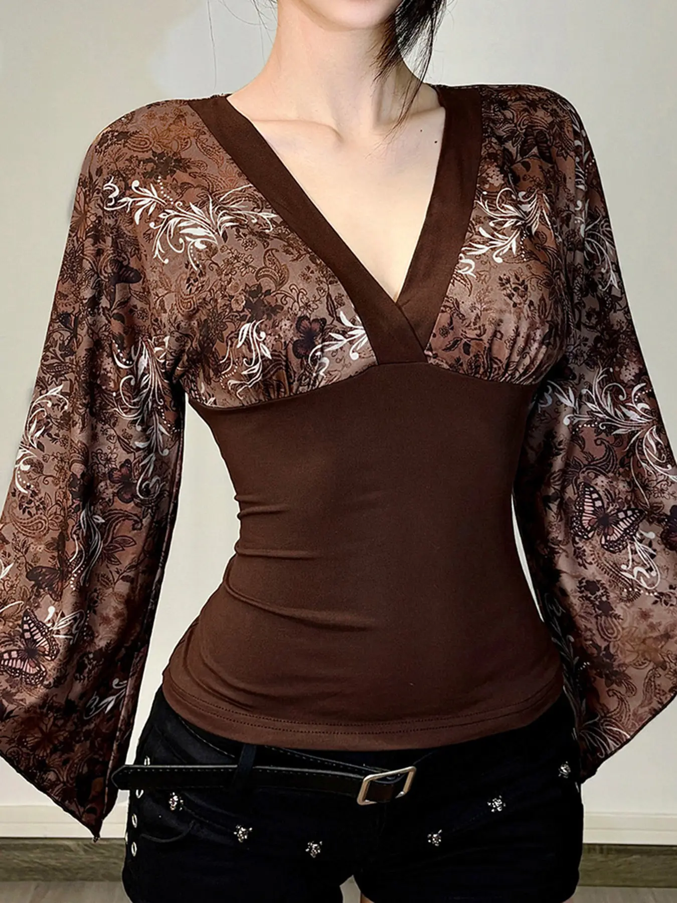 Women's Vintage Style V Neck Flounce Long Sleeve Tee, Patchwork Print T-Shirt for Fall, Casual Fashion Clothing, Classy Top