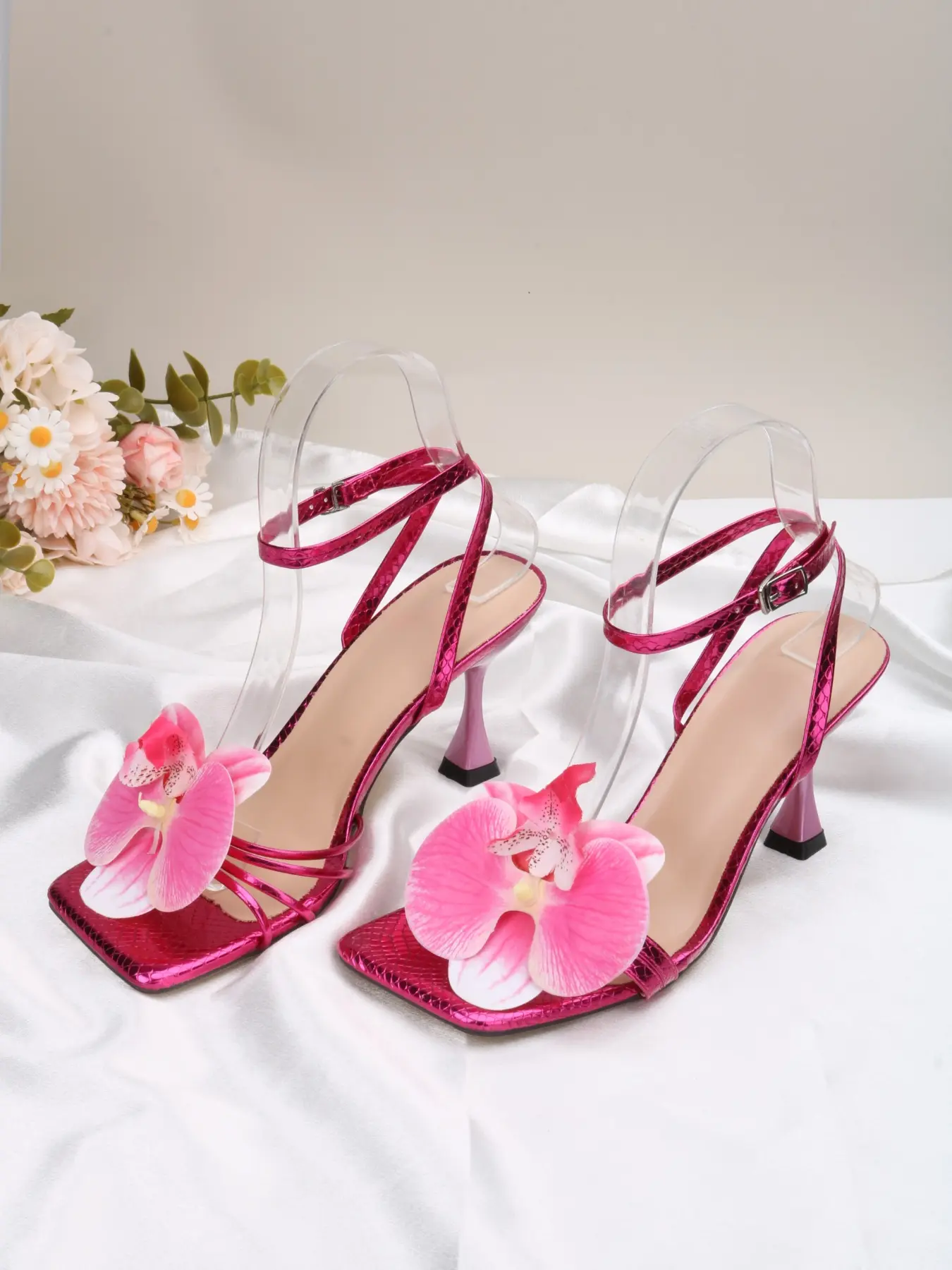 Women's high-heeled sandals with handcrafted flowers, elegant temperament, suitable for parties, dates, commuting, camping, as gifts, comfortable, Floral Pattern Sandals, Trendy Sandals