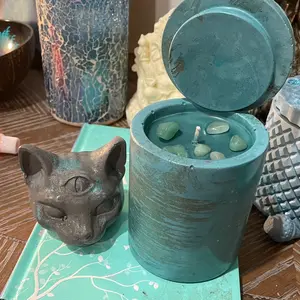Handcrafted concrete vessel candle with matching third eye cat