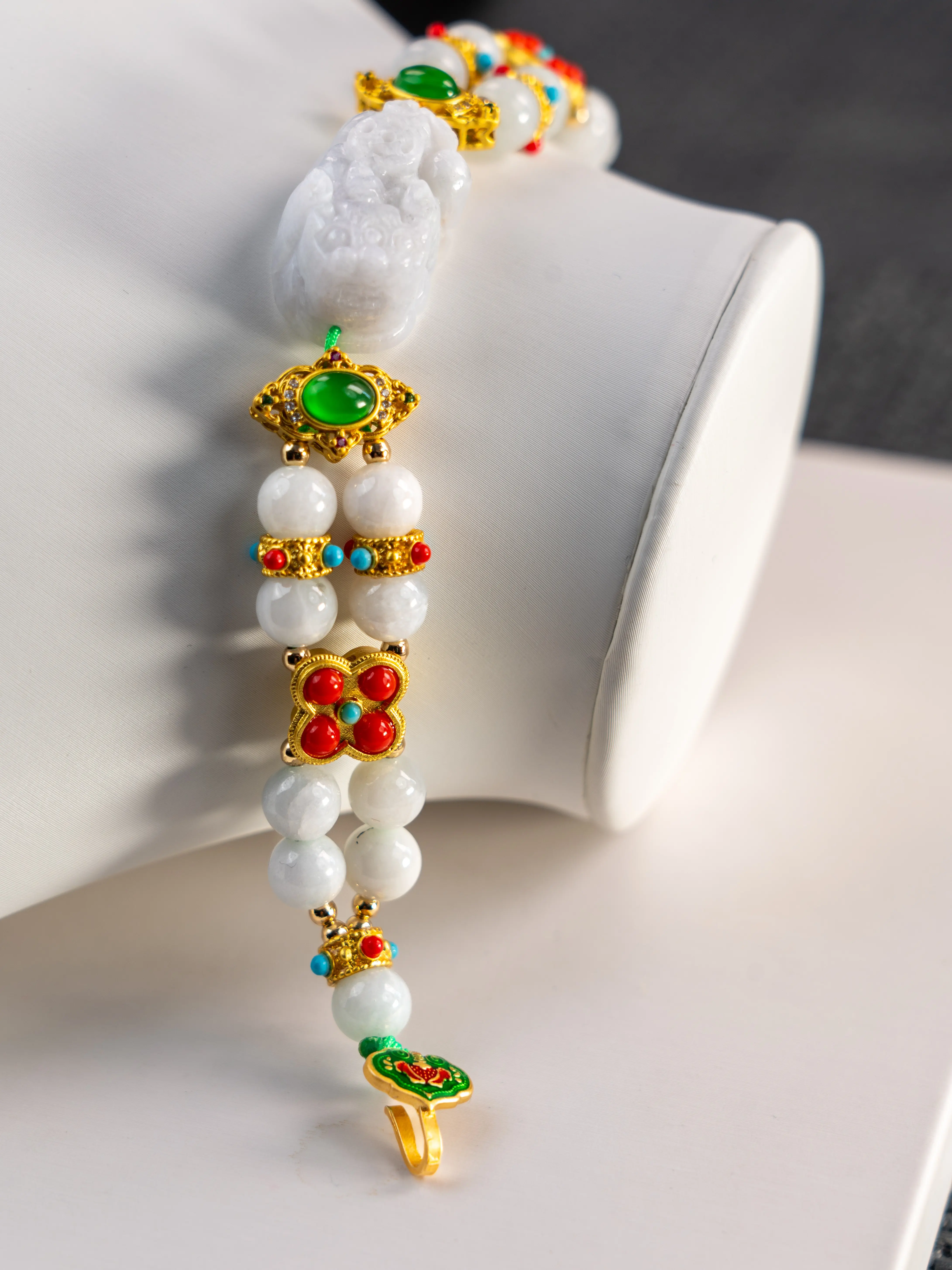 East Chinese-Style Mythical Beast "Ning Bai" Elaborately Crafted Gemstone Decorative Chain, High Quality Translucent Unisex High Quality Bracelet for Adults, Enamel