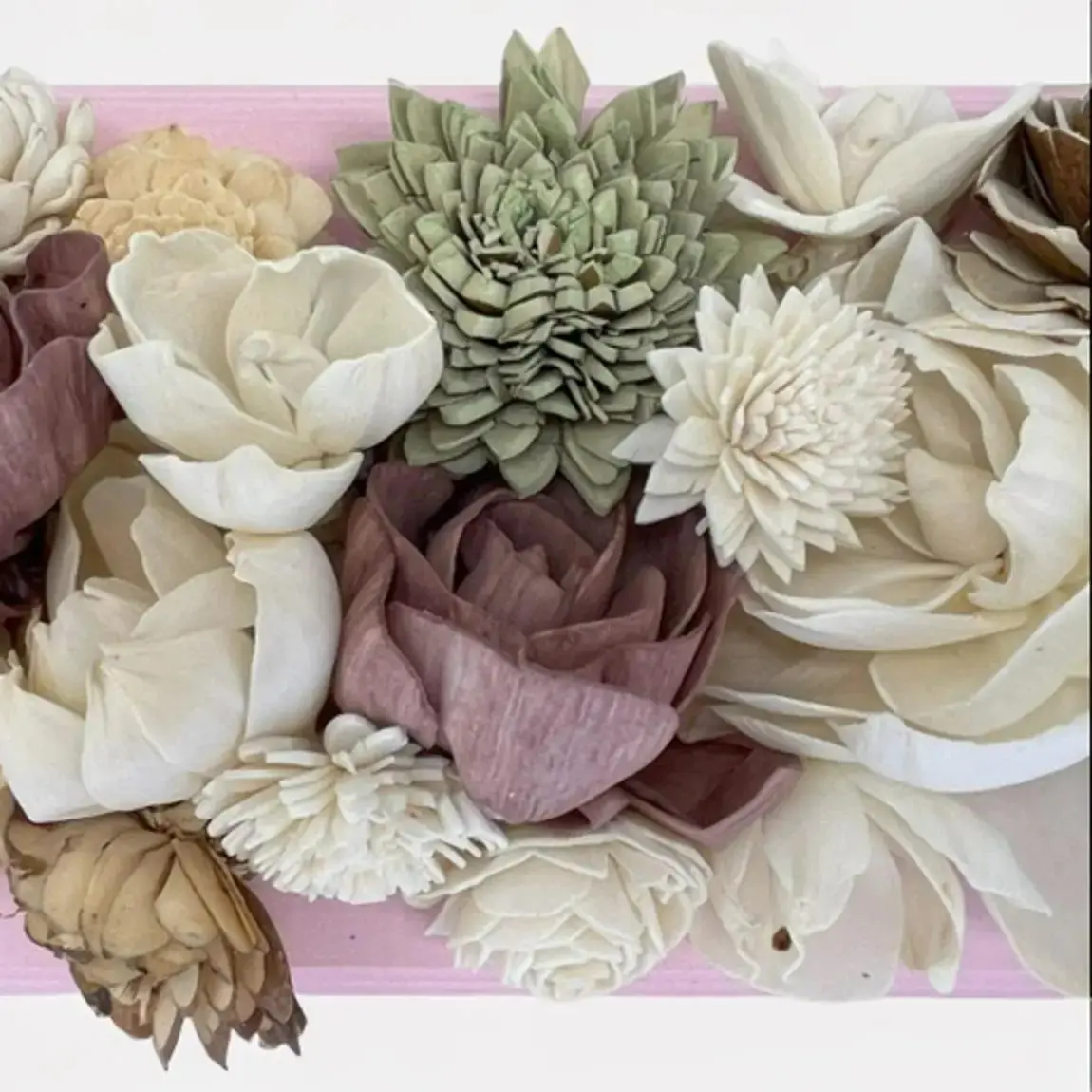 No Brand Lovely Pink Wood Flowers - Hand Carved