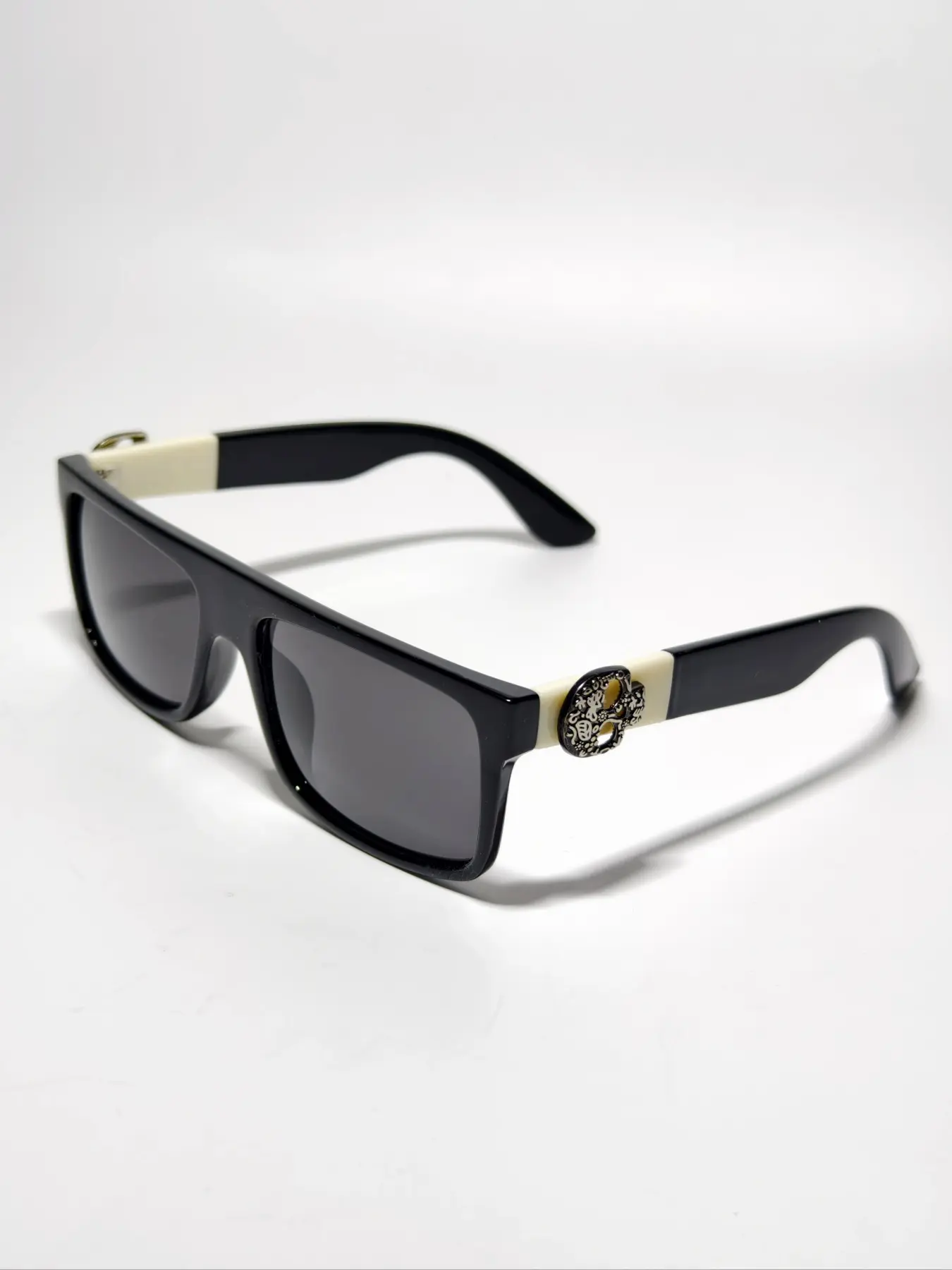 Men's Fashion Skull Head Decor Glasses, PC Anti-Explosion Lenses, Sport Casual Street Vintage Flat Top Sunglasses, UV Protection, Street Style Sunglasses