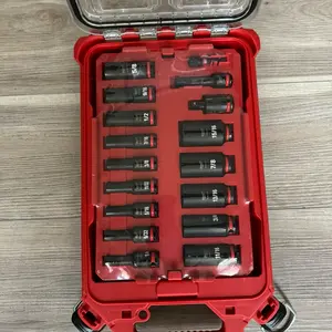 Milwaukee 17pc 3/8 Socket Set Packout