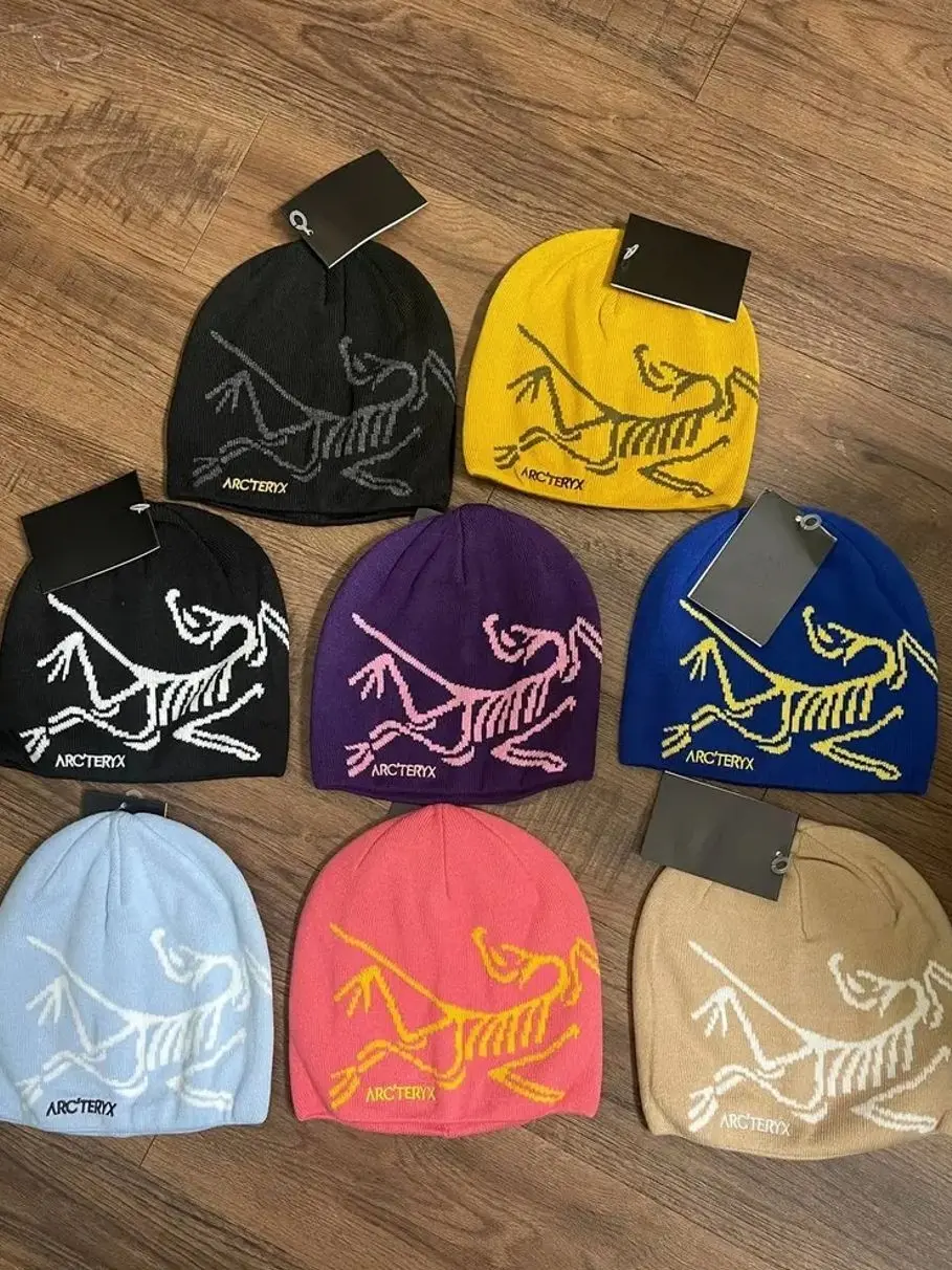 Arc'teryx Bird Head Toque Beanie Orca Black – Unisex Merino Wool Winter Hat, Warm Knit Skull Cap for Hiking, Skiing, Snowboarding & Everyday Outdoor Wear
