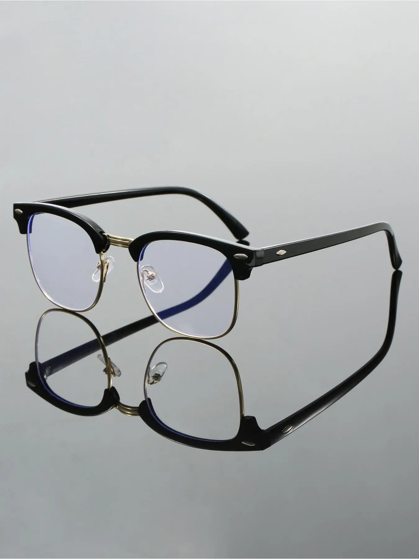 Unisex Metal Rectangular Frame Glasses, Trendy Casual Frames, Anti-Blue Light, Casual Style, Suitable for Office, Study, Photography, Daily Wear, Trendy Casual Eyeglasses, Rectangle Frames Eyeglasses