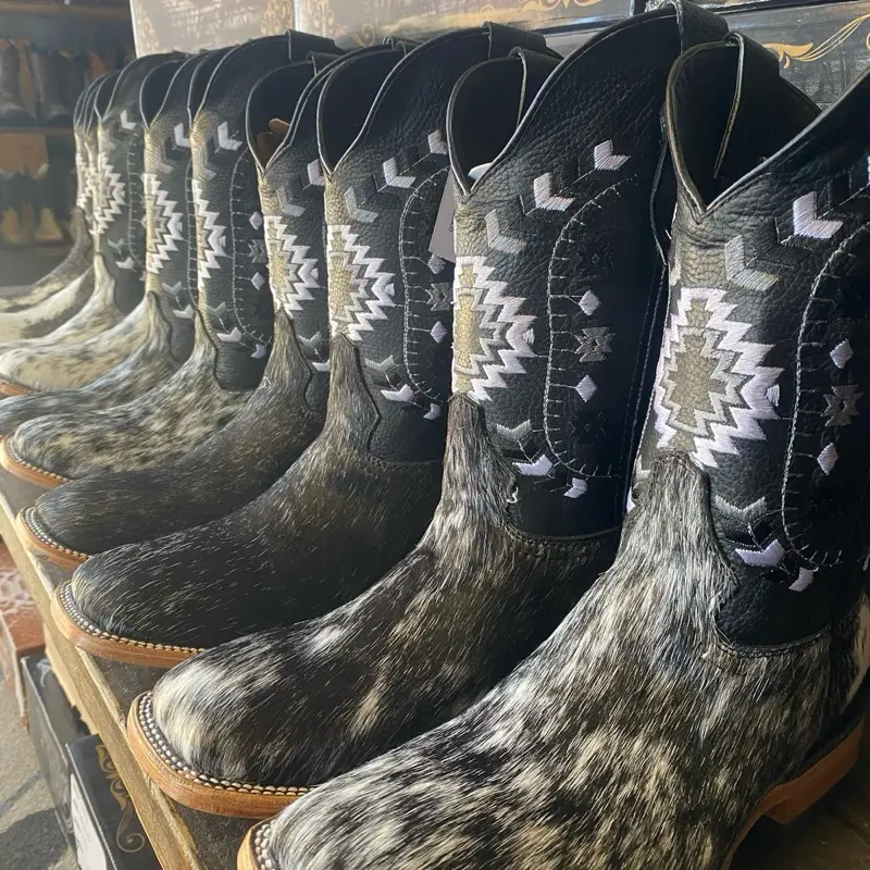 Men's Cow-hide Boots with Aztec Pattern and Comfortable Sole for Everyday Wear