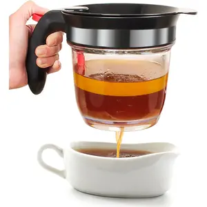 Fat Separator With Bottom Release, 4 Cup Gravy Separator for Cooking with Oil Strainer, Kitchen Grease Separator with 3-in-1 Multifunctional Peeler (Red)