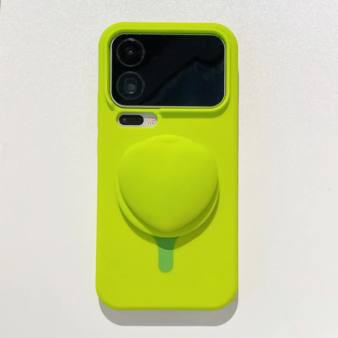 Liquid Silicone Foldable Phone Case With 3D Heart Magnetic Stand For iPhone 14/15/16/17