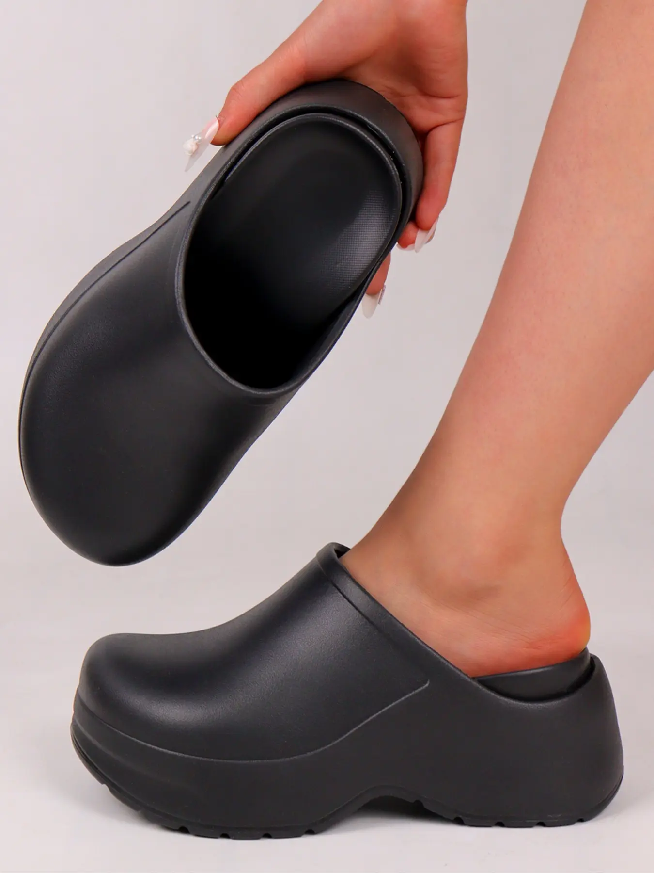 Women's Lightweight Eva Sandals, Fashion Thick Sole Platform Shoes, Eva Clogs, Slip on mules, Round Toe Summer Casual Footwear, Breathable Durable Eva Material, Minimalist Clogs, Thick Soled Mules