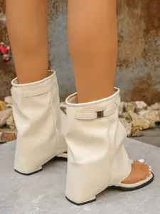 2026 New Leather Toe-Open Sandals, Mid-Calf Thong Boots with Metal Decor, Trendy Fashion Footwear for Women