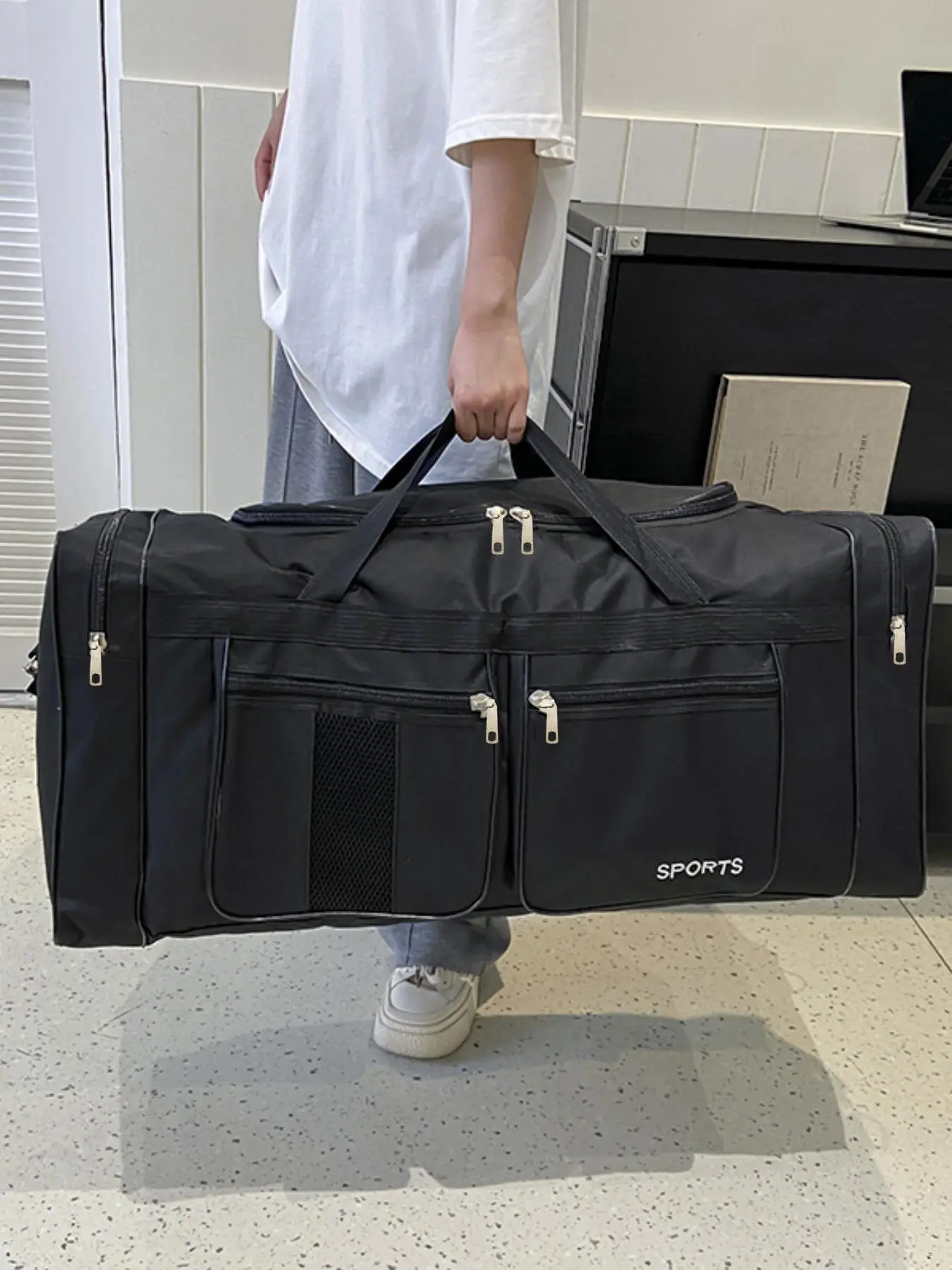 Large Capacity Sports Travel Bag, Lightweight Zipper Gym Bag, Dry & Wet Separation Storage Bag, Sports Bag for Gym Workout & Travel, Casual Sports Bag, Workout Sport Bags, Outdoor Sports Bag