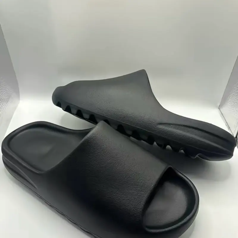 YS-01 BLACK/CREAM UNISEX SLIDES Size 8-12 Men’s