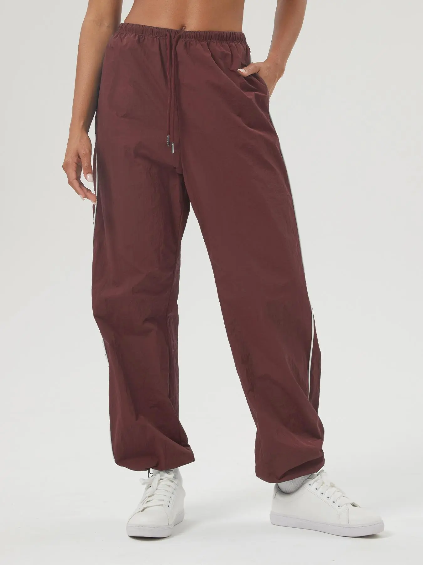 Women's Lightweight Quick-Dry Breathable Loose-Fit Athletic Sport Pants, Adjustable Drawstring Waist Side Pockets Colorblock Design Striped Outdoor Casual Workwear Activewear, Gym Pants, Workout Pants, Breathable Athleisure Bottoms