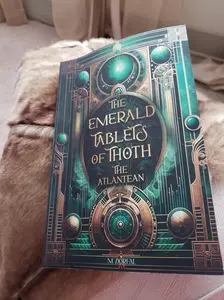 The Emerald Tablets of Thoth the Atlantean Paperback