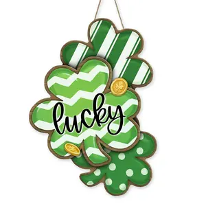 St. Patrick's Day Front Door Sign with Lucky Clover, Striped Polka Dot Wood Hanging Decor, Rustic Style for Indoor/outdoor Porch, Hanging Ornament