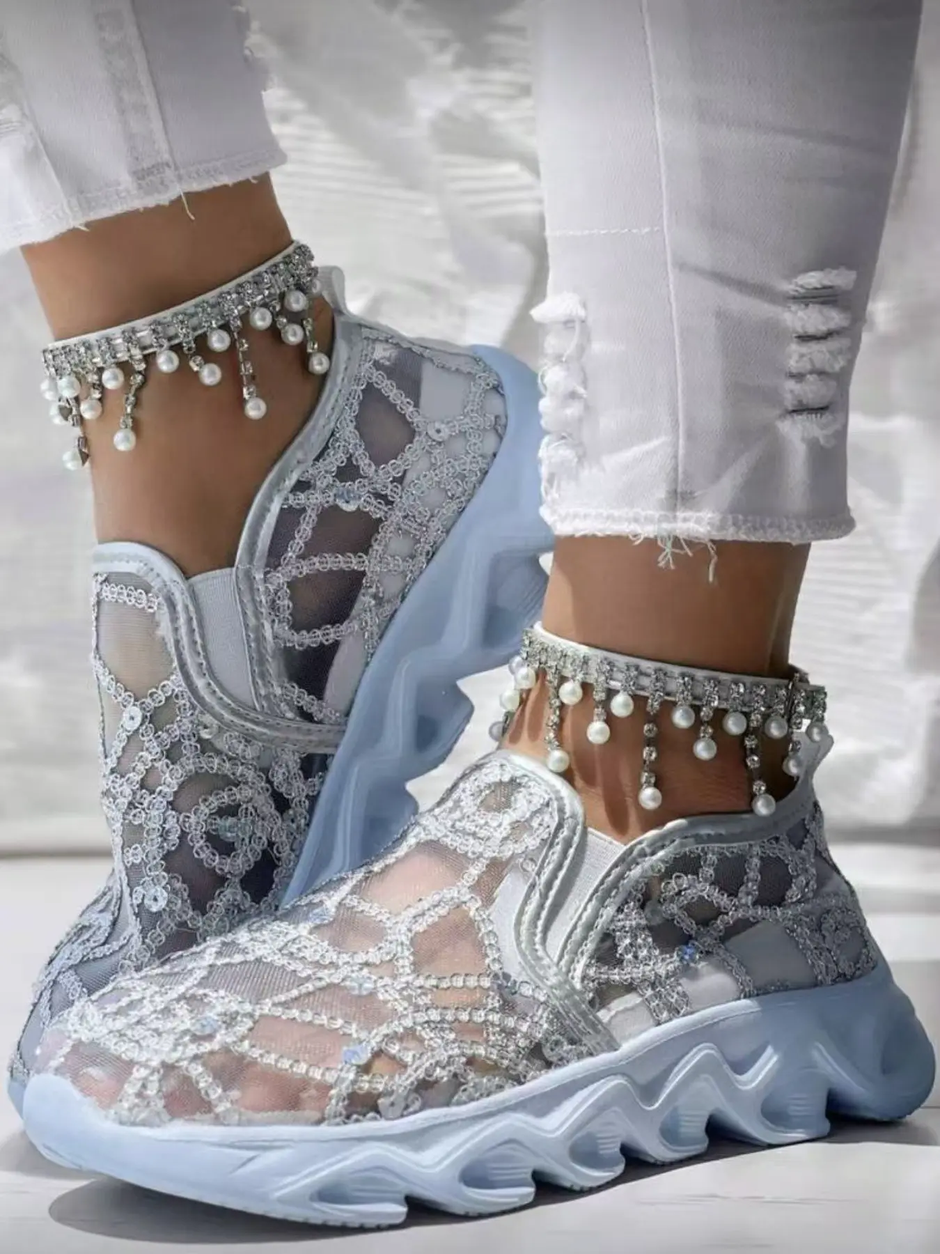 Women's Breathable Mesh Fabric Stylish Sneakers with Metal Sequins, Fashionable Casual Sneakers, Casual Round Toe Low Top Shoes, All-Season Comfort Footwear, All Seasons Sneakers