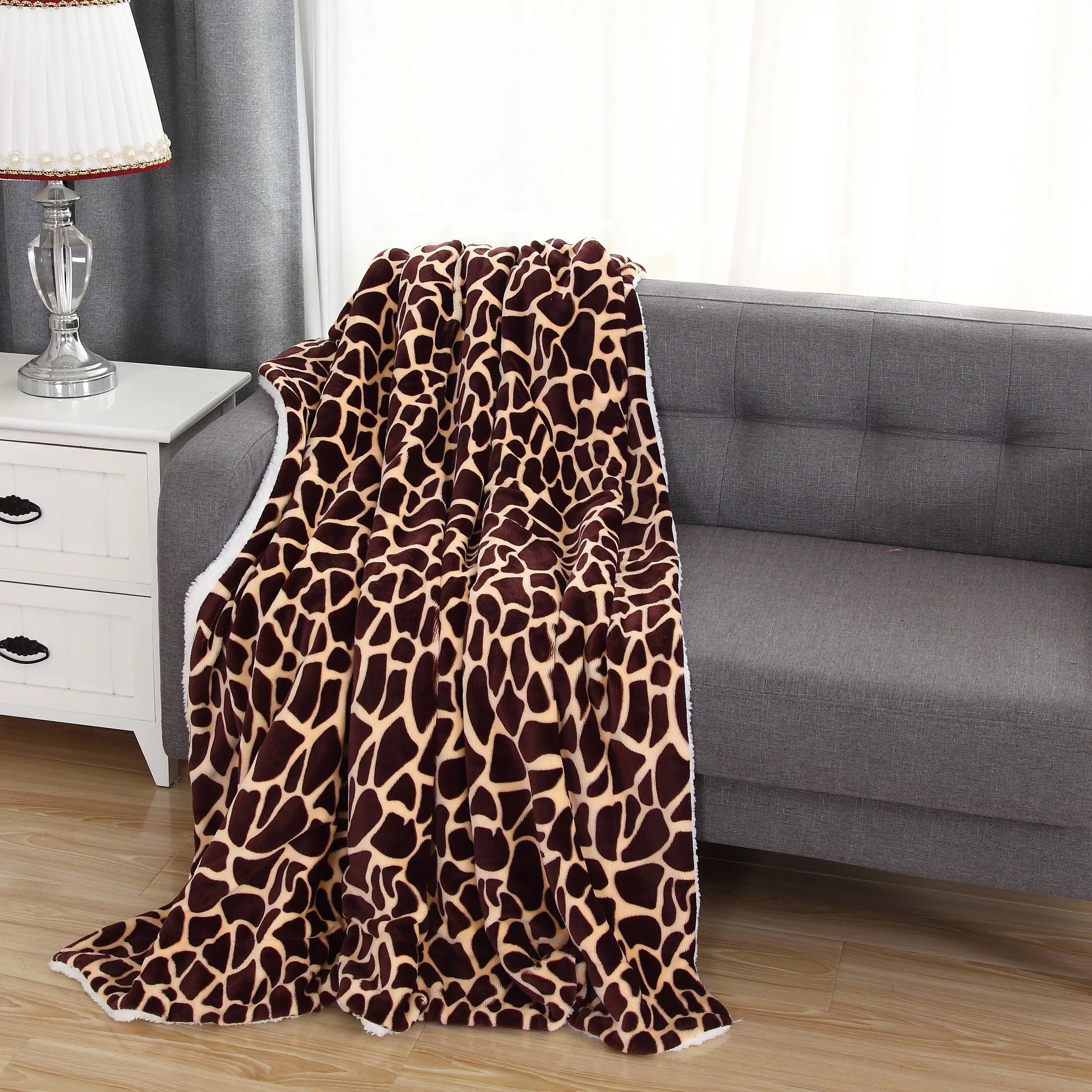Elegant Comfort Velvet Plush Sherpa Throw Blanket - Ultimate Comfort & Style, 50" x 60"