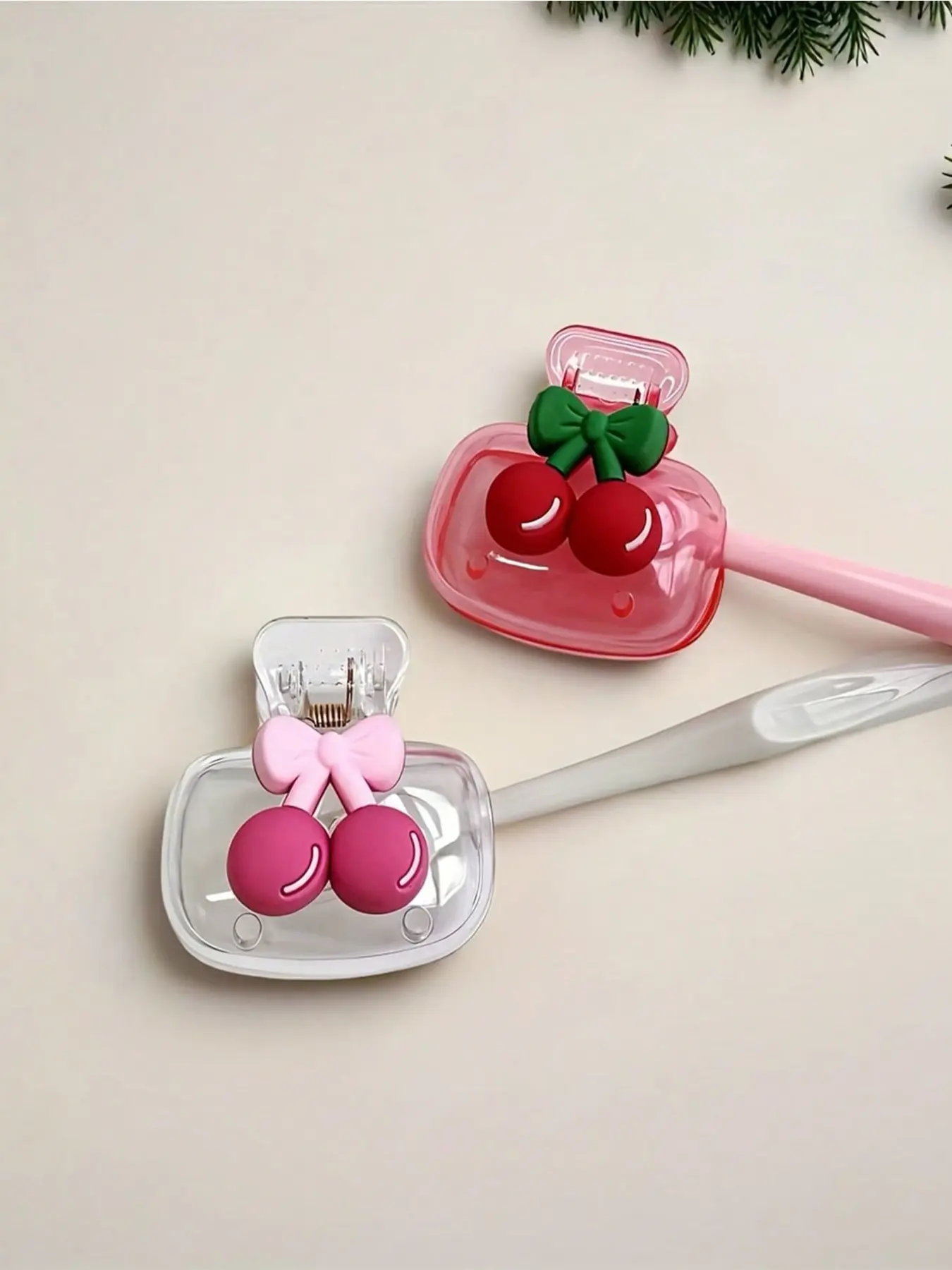 Portable Toothbrush Case with Cute Cherry Pattern, Transparent and Dustproof Toothbrush Holders, Travel Toothbrush Holder, Protective Cover, Toothbrush Protector, Ideal Gift, Covered Toothbrush Holder, Toothbrush Storage