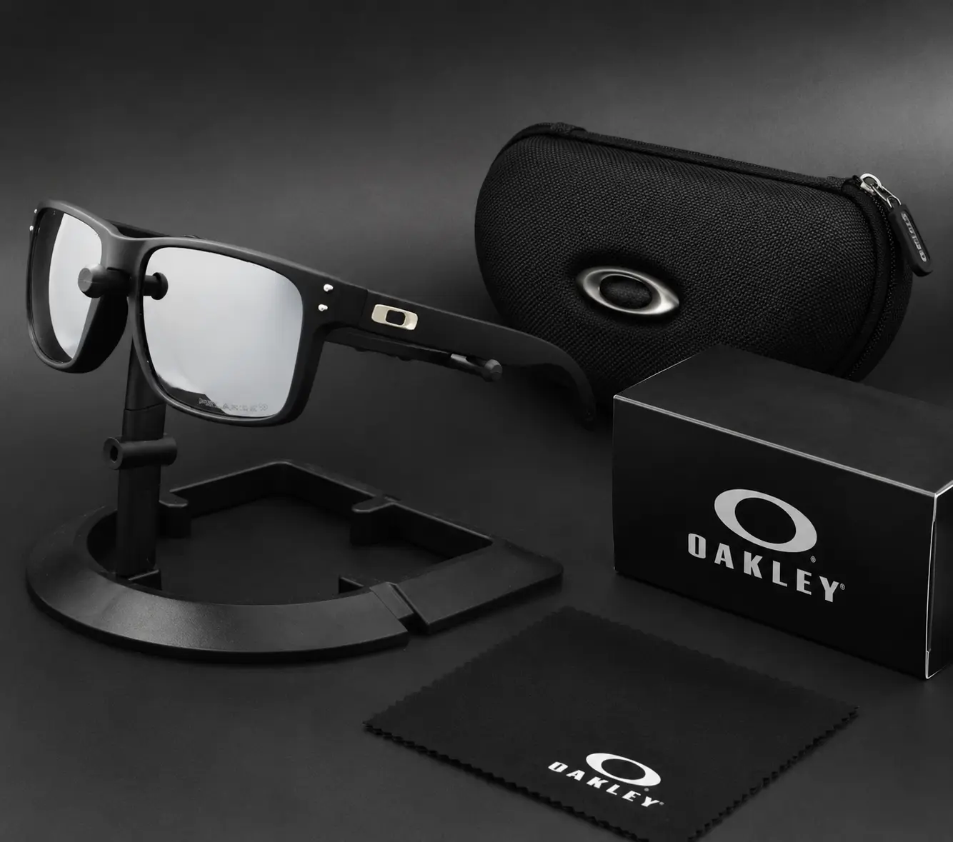 [Buy 2 get 1] Oakley Lifestyle Sunglasses Square Polarized Lens UV400 Lightweight Eyewear for Everyday Wear