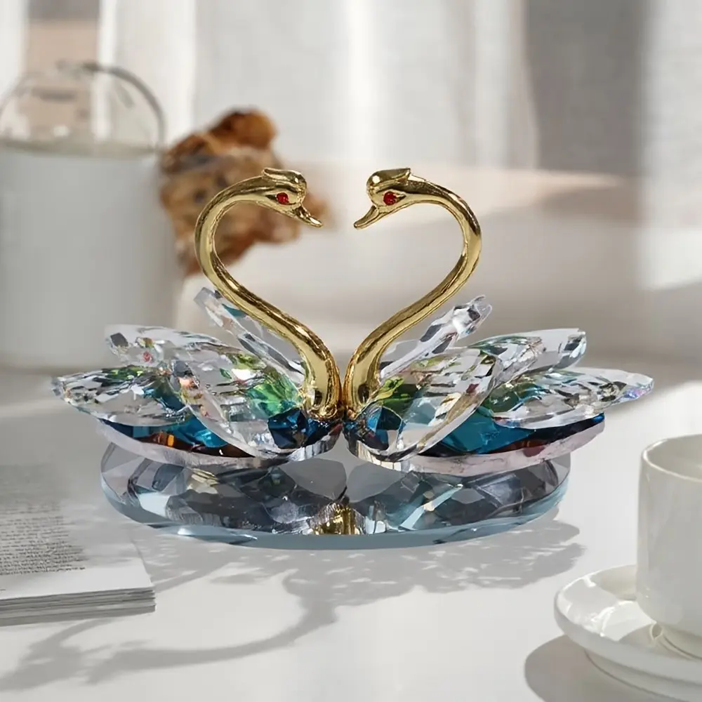 Modern Art Dual Swan Crystal Ornament, Accents, Home Decor Accessory, Tabletop Decoration, Decorative Figurines, Decorative Piece, Perfect for Entryway & Wine Cabinet, Living Room Decor, Housewarming Gift, Decoration Items