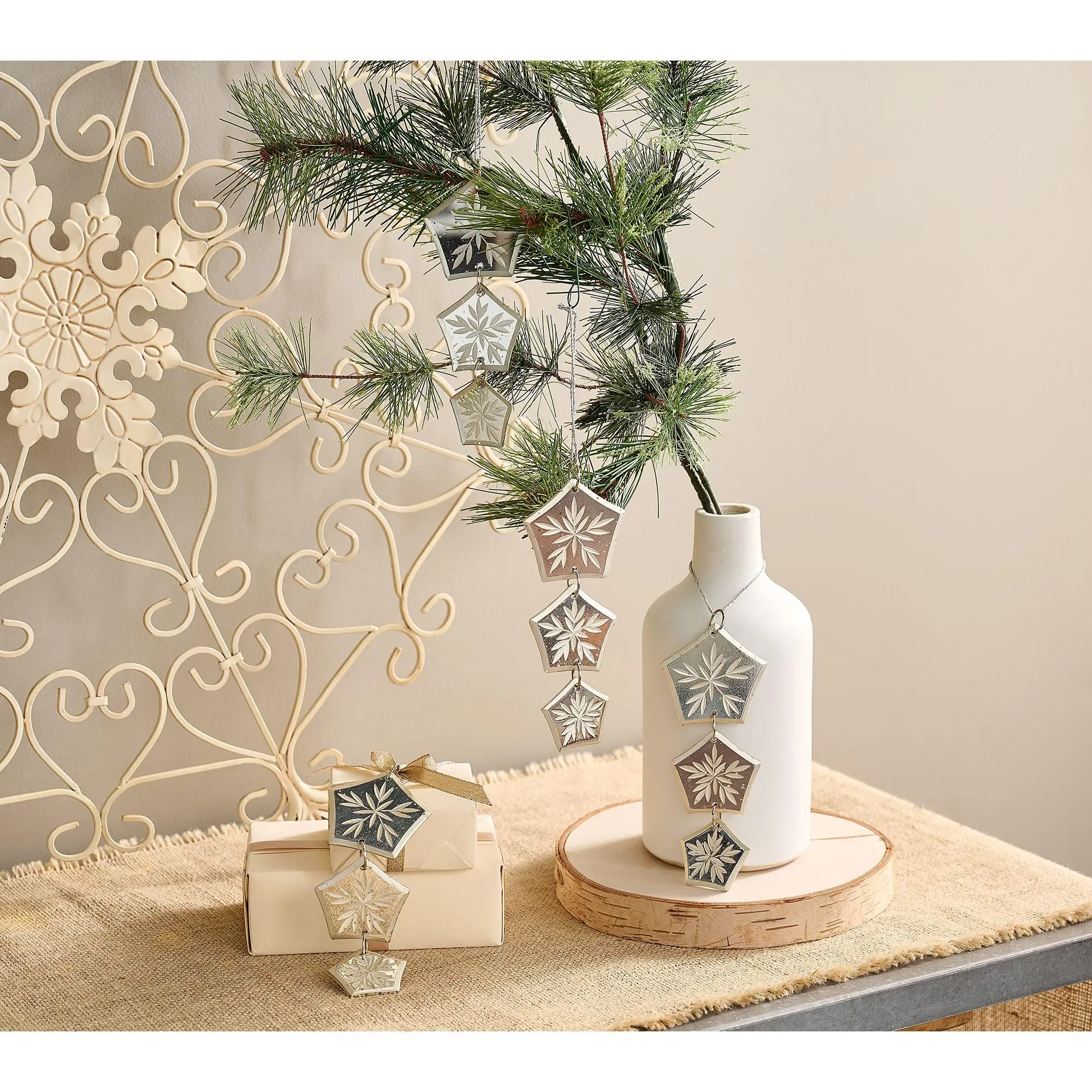 Martha Stewart (4) Cascading Etched Glass Snowflake Ornaments