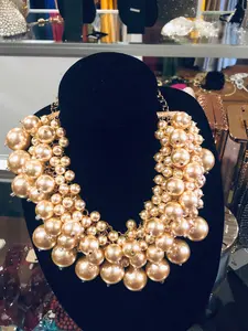 Chunky Pearl Chocker