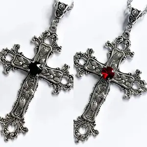 2-Piece Y2K Punk Crystal Cross Necklace, Gothic Irregular Clavicle Chain Aesthetic Jewelry for Women (Sports & Outdoor, Fan Shop, Gaming Accessory)