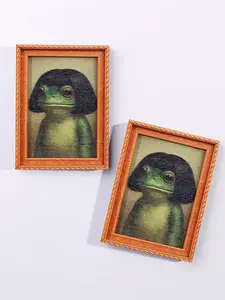 1pc Funny Frog Refrigerator Magnet - Mini Fridge Magnet, Green Frog Family Bucket, Stylish Hairstyle, Modern Kitchen Decoration, Durable Wooden Construction, Home Decor Item for Refrigerator, Perfect as a Funny Gift for Friends and Neighbors.