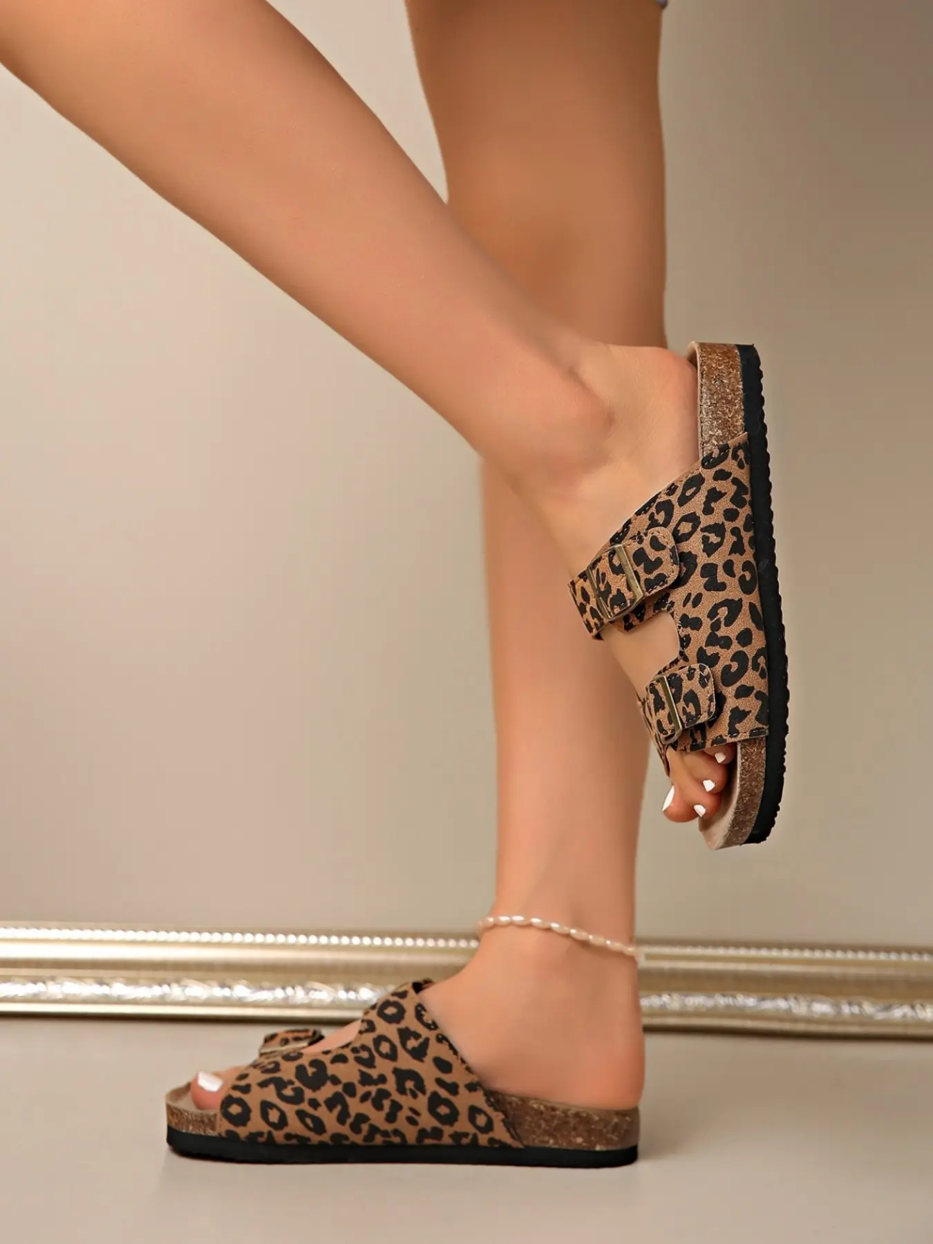 European Style Leopard Print Cork Sandals for Women, Dual Strap Thick Sole Anti-Slip Beach Shoes, Daily Wear Sandals, Casual Plain Design Footwear, Open Toe Sandals, Double Strap Sandals, Casual Summer Sandals, Daily Fashion Footwear