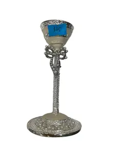 Pearl Ivory Ribbon Sphere Holder