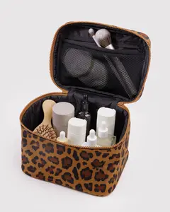 BAGGU- Large Leopard Cosmetic Case