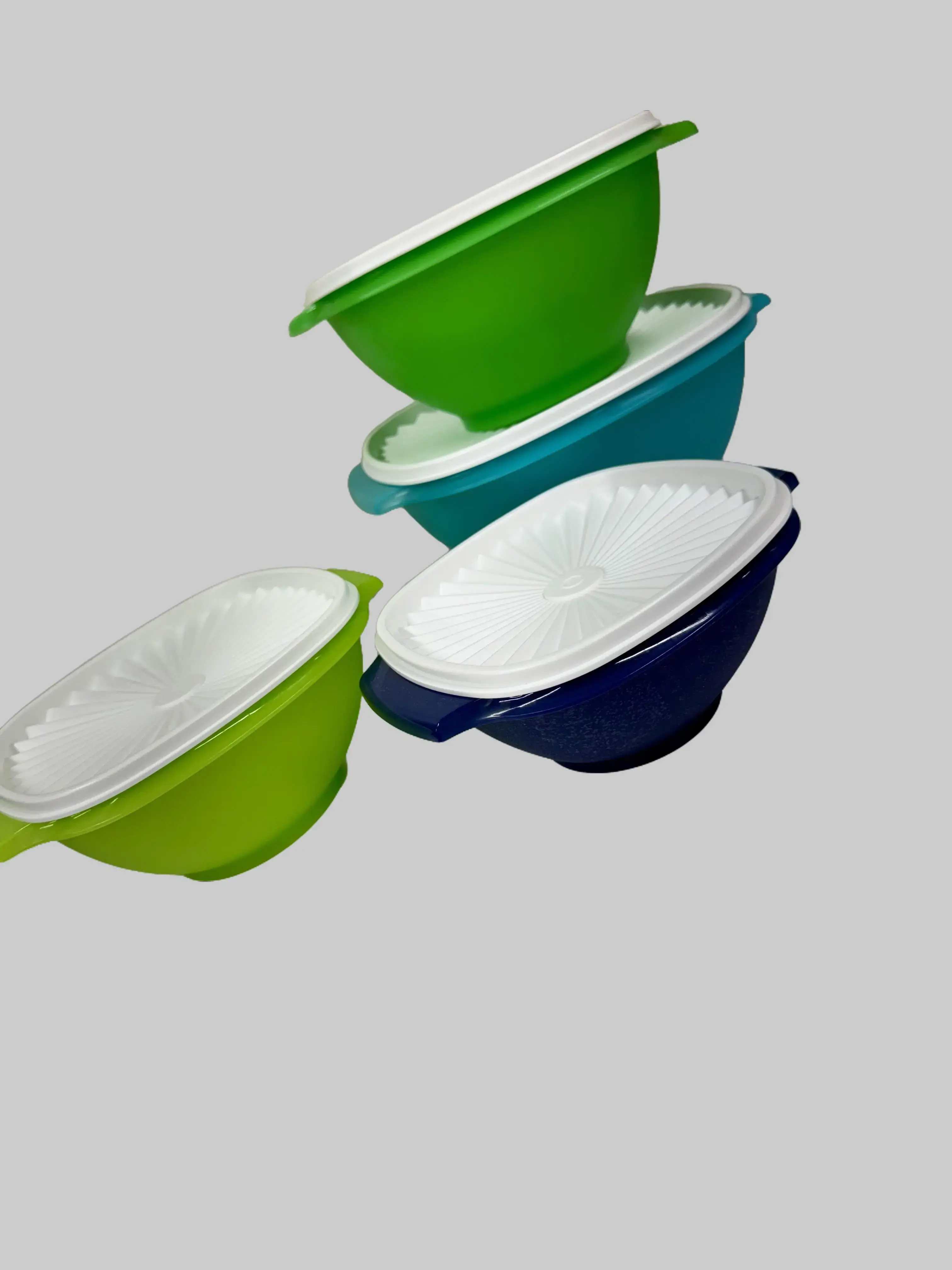 Tupperware Servalier Bowl Set - 3-Piece Nested Bowls with Lids in Green Blue and White for Versatile Food Storage Nostalgic Durable Design
