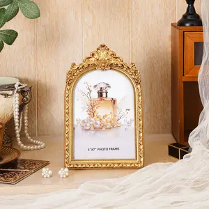 Elegant European Vintage Photo Frame, Detailed Design, Horizontal & Vertical Display, Includes Random Insert Paper, Home Decor