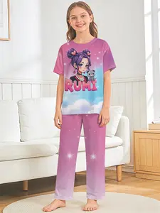 RUMI Cartoon Cute Bear 2-Piece Set, Pjs: Girls' Digital Printed Short-Sleeve Pajamas with Long Pants, Made of Flame-Retardant Fabric, A comfortable, soft pajama set, suitable for sleeping and home leisure, Made of 100% polyester