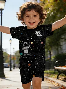 Cool starry sky short-sleeved shirt, Astronaut design, an astronaut T-shirt set with digital printing where bright starlight wraps around, baby's casual children's clothing, suitable for daily wear and outdoor sports, 100% polyester, a perfect gift